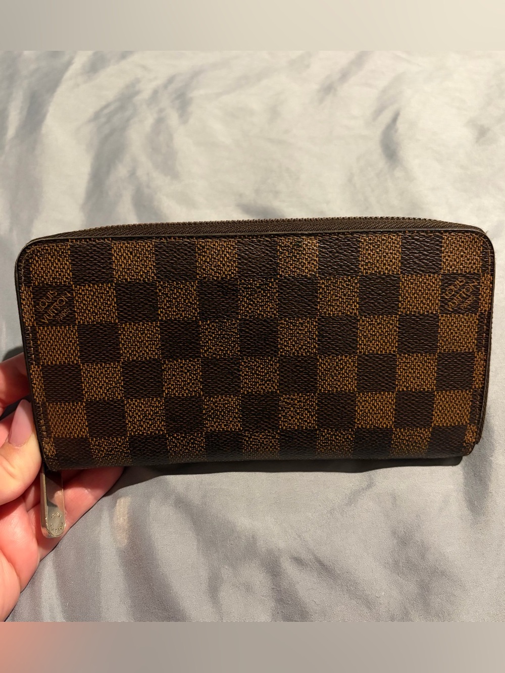 Louis Vuitton Damier Ebene Zippy Wallet